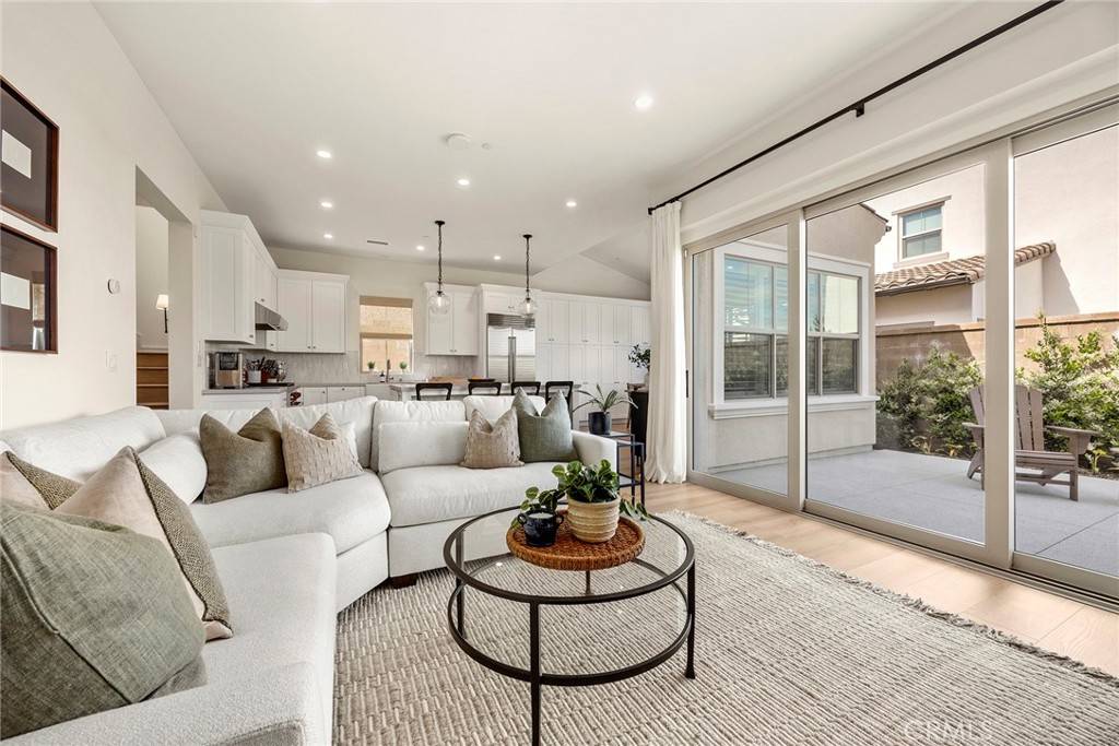109 Fairgreen, Irvine, CA 92618