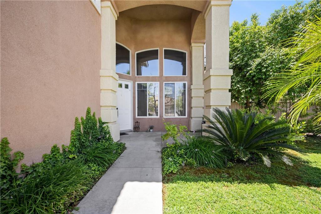 Lake Elsinore, CA 92532,2 Corte Lateuza