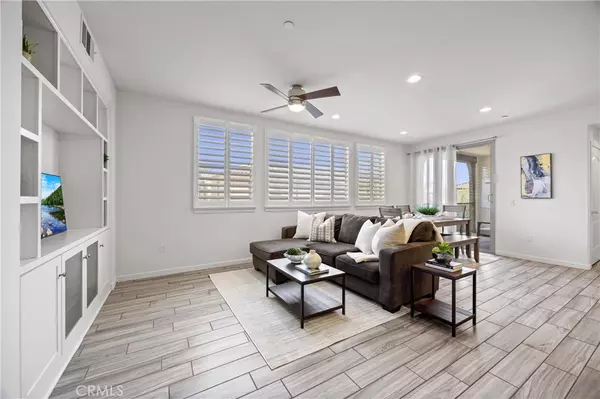 Brea, CA 92823,405 Mallorca LN