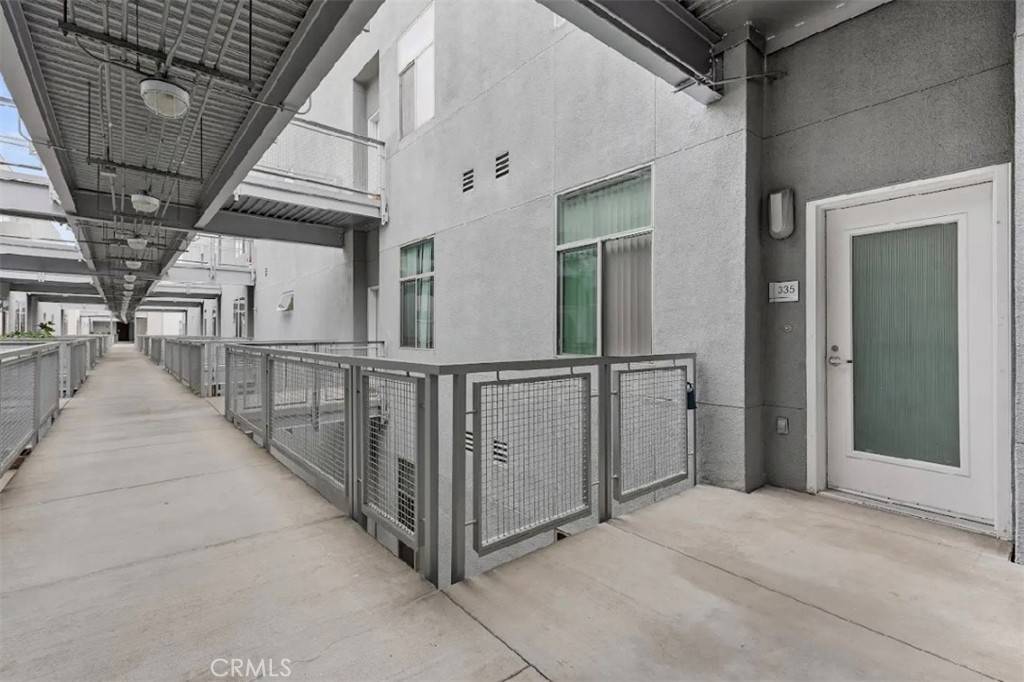 Anaheim, CA 92805,435 W Center Street Promenade #335