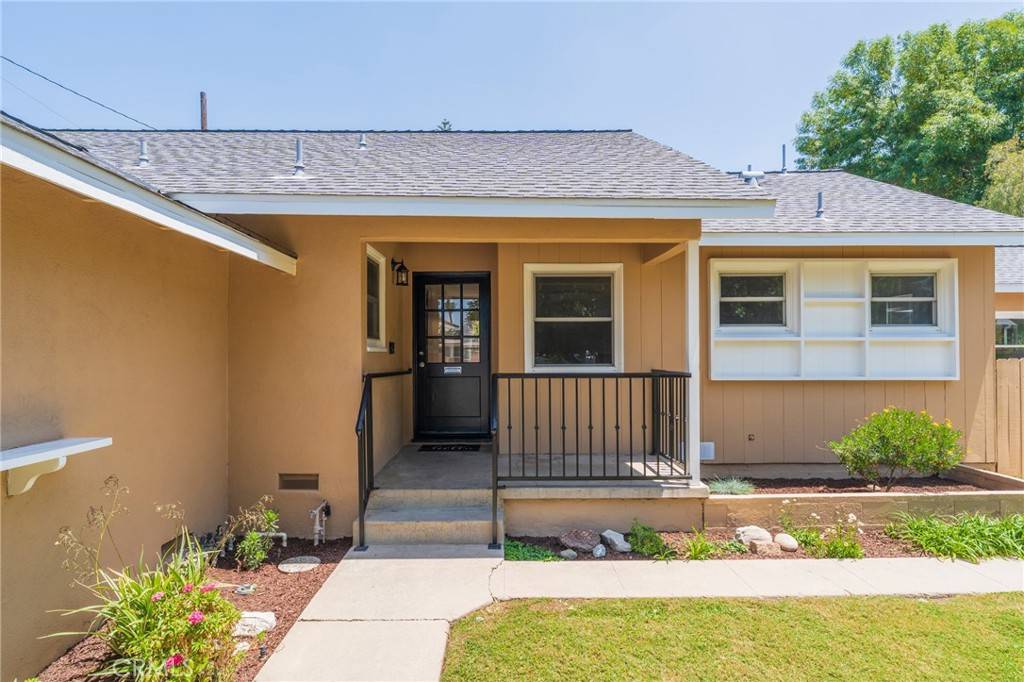 Anaheim, CA 92805,404 N Pear Knoll
