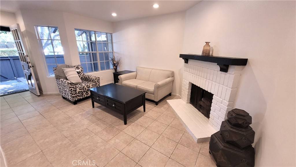2364 S Cutty WAY #3, Anaheim, CA 92802