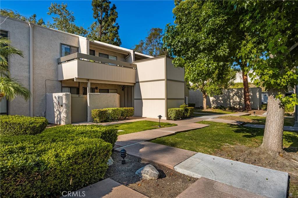 Fullerton, CA 92835,3026 Associated #103