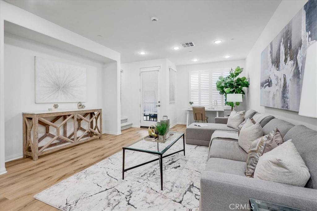 148 Capricorn,  Irvine,  CA 92618