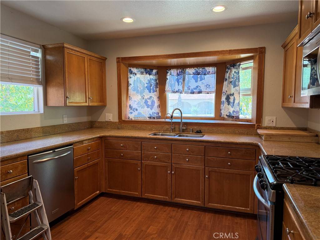 Lake Elsinore, CA 92530,15192 Laguna AVE