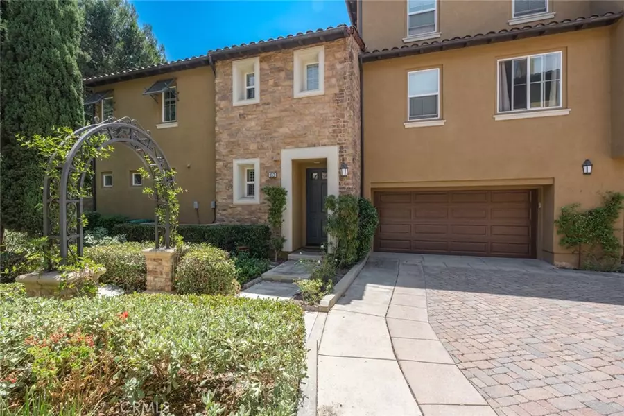 63 Gingerwood, Irvine, CA 92603