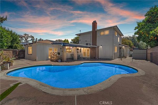 Long Beach, CA 90808,4851 Graywood AVE
