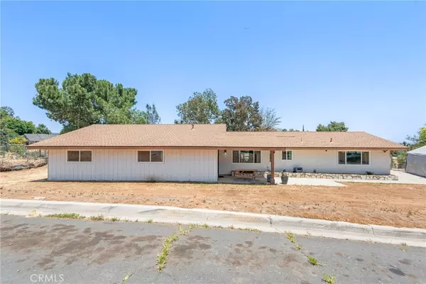 Jurupa Valley, CA 92509,5820 Avenue Juan Bautista