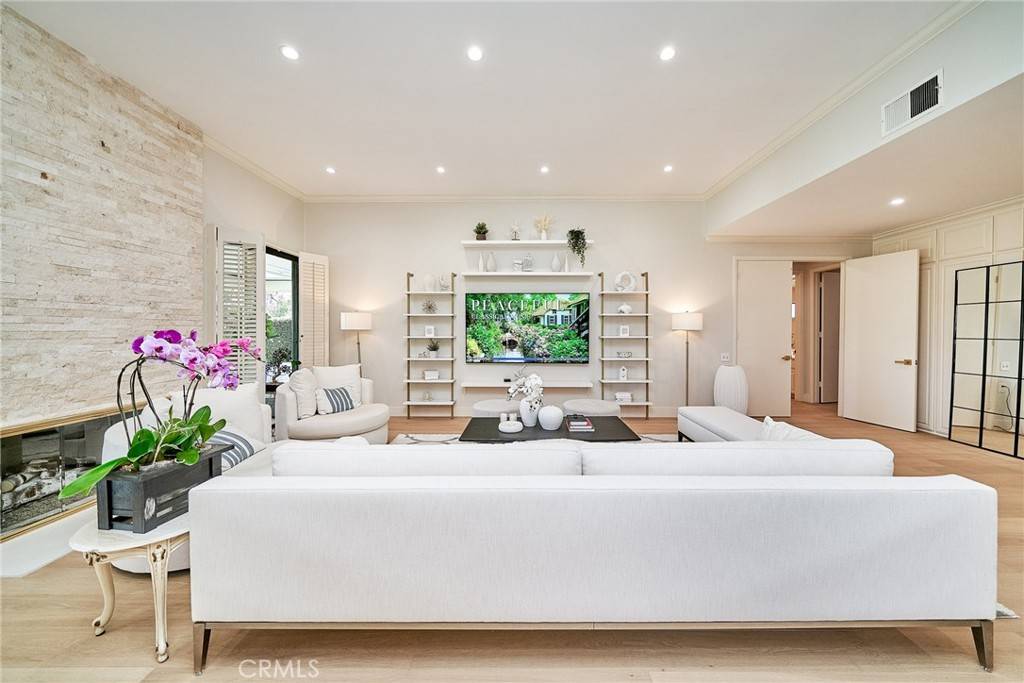 Laguna Woods, CA 92637,5591 Avenida Sosiega W #A