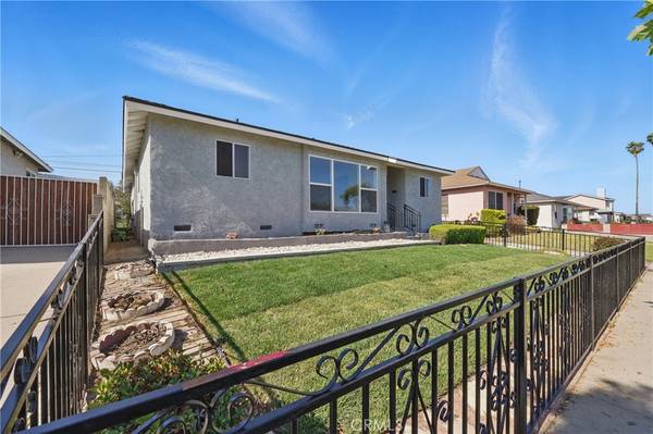 Compton, CA 90222,1509 W 138th ST