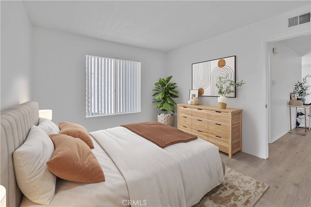 Irvine, CA 92618,45 Orchard