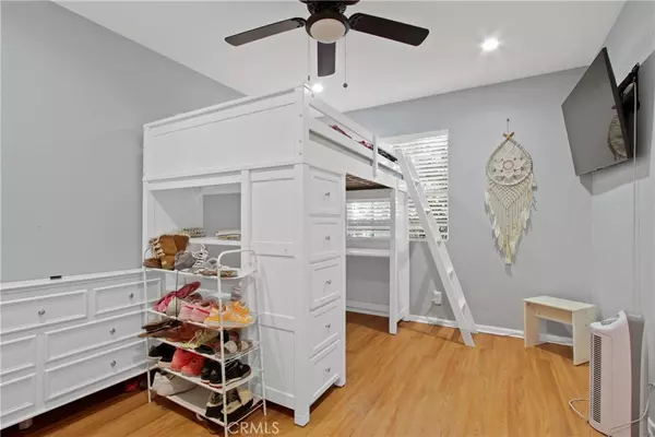 Compton, CA 90220,338 W Glencoe ST