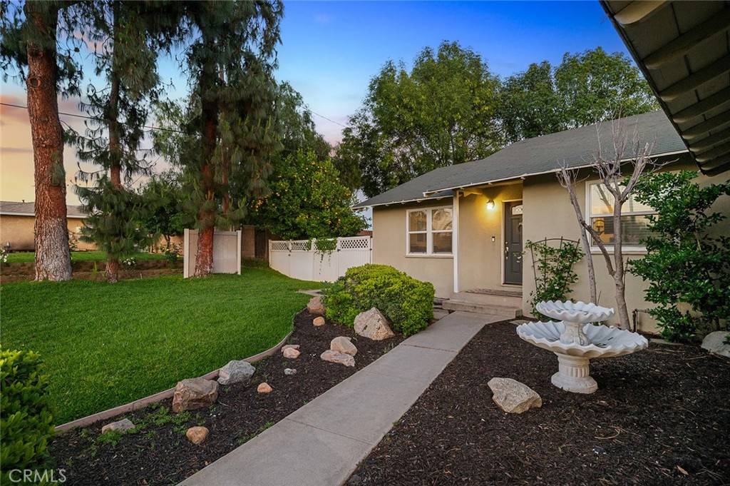 Riverside, CA 92504,8506 Conway DR