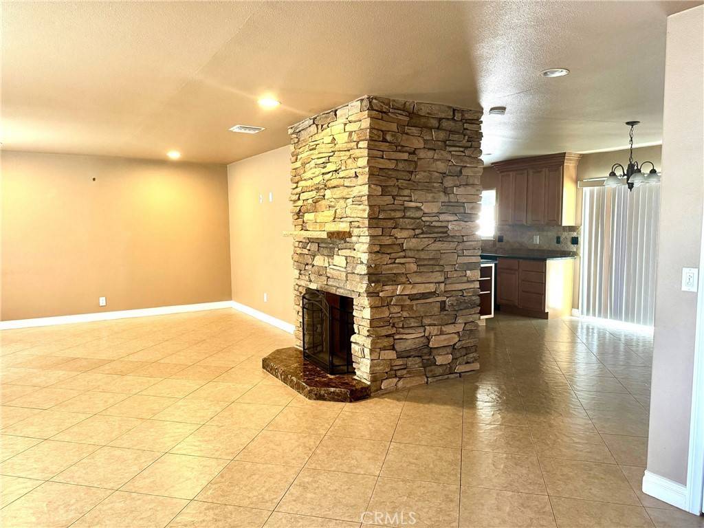 Anaheim, CA 92806,2708 E Lizbeth AVE