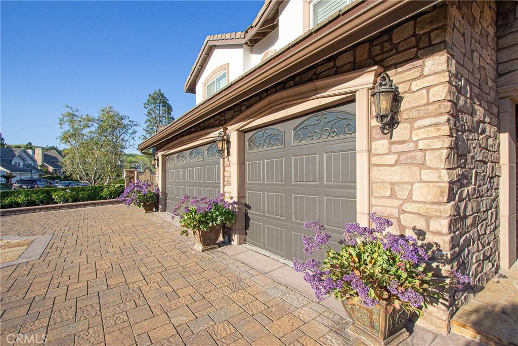 Yorba Linda, CA 92886,4374 Mahogany CIR