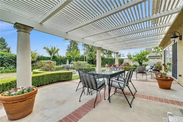 6232 E Shenandoah AVE,  Orange,  CA 92867