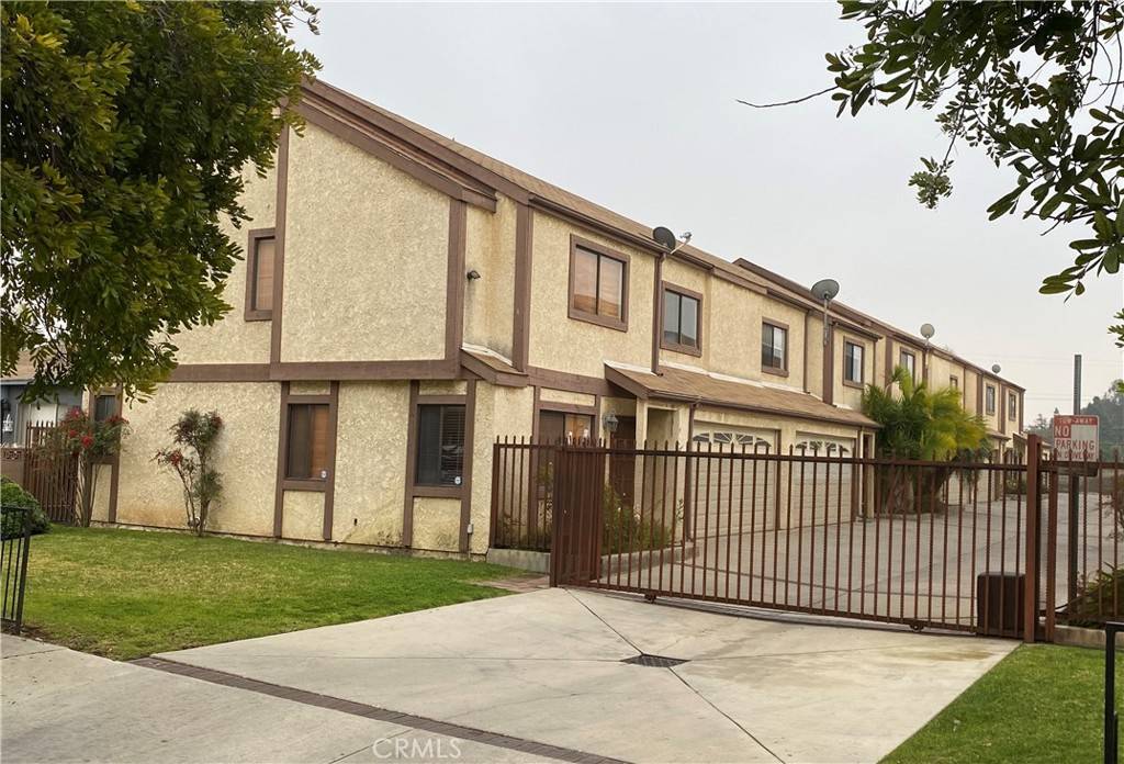 916 E 65th ST #3, Inglewood, CA 90302