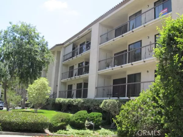 13601 Del Monte Dr., M17-46A, Seal Beach, CA 90740