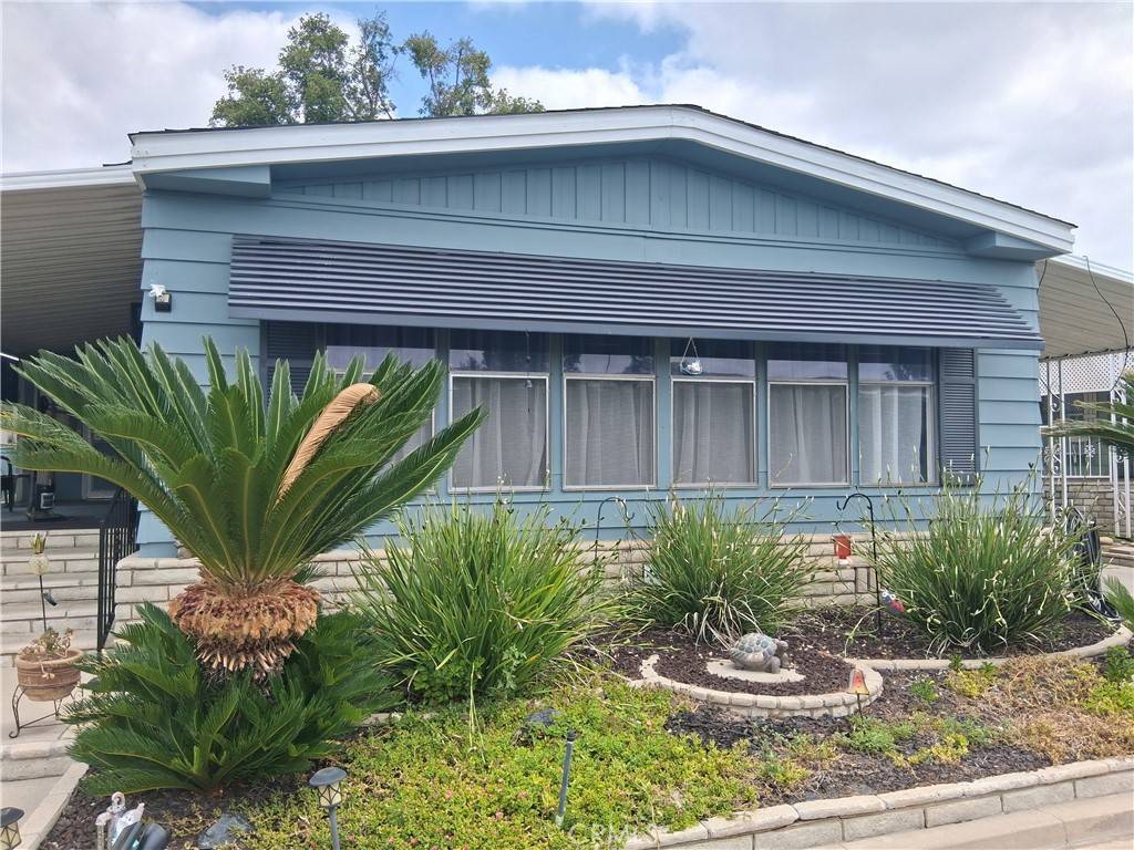 2201 Lake View DR #20, La Habra, CA 90631