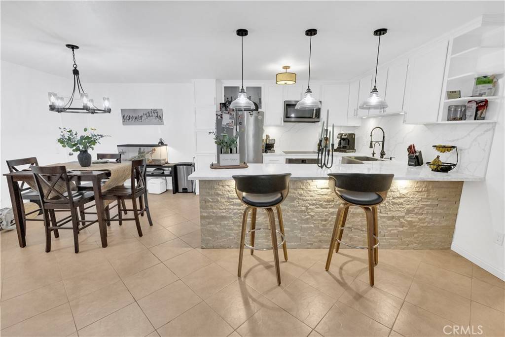 San Marcos, CA 92069,425 Autumn DR #12