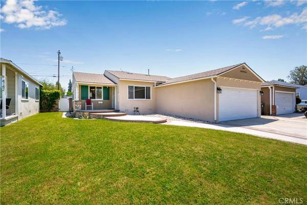 Lakewood, CA 90713,4138 Hackett AVE