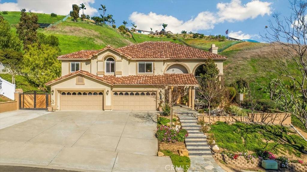 Yorba Linda, CA 92887,5420 Kodiak Mountain DR