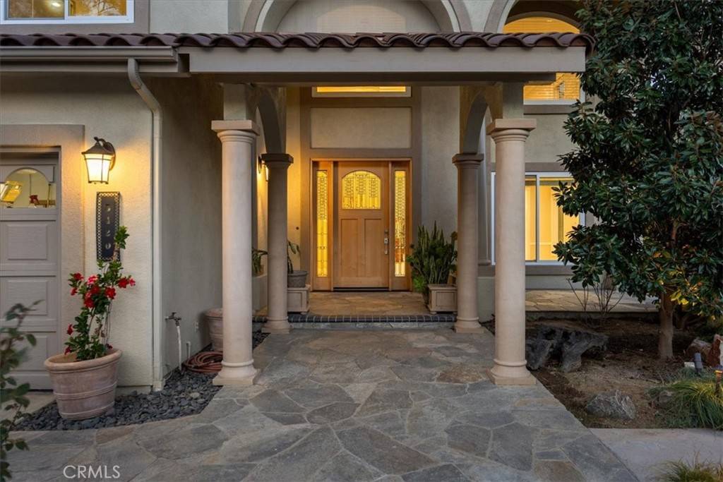 Yorba Linda, CA 92887,5420 Kodiak Mountain DR