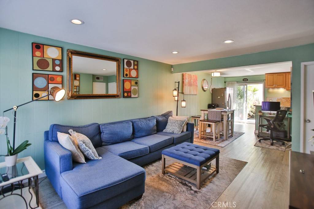 Yorba Linda, CA 92886,4502 Bates DR