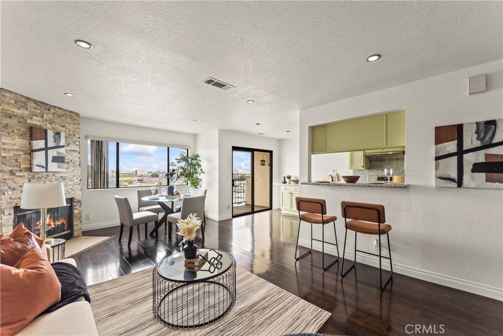 1436 257th ST #303, Harbor City, CA 90710