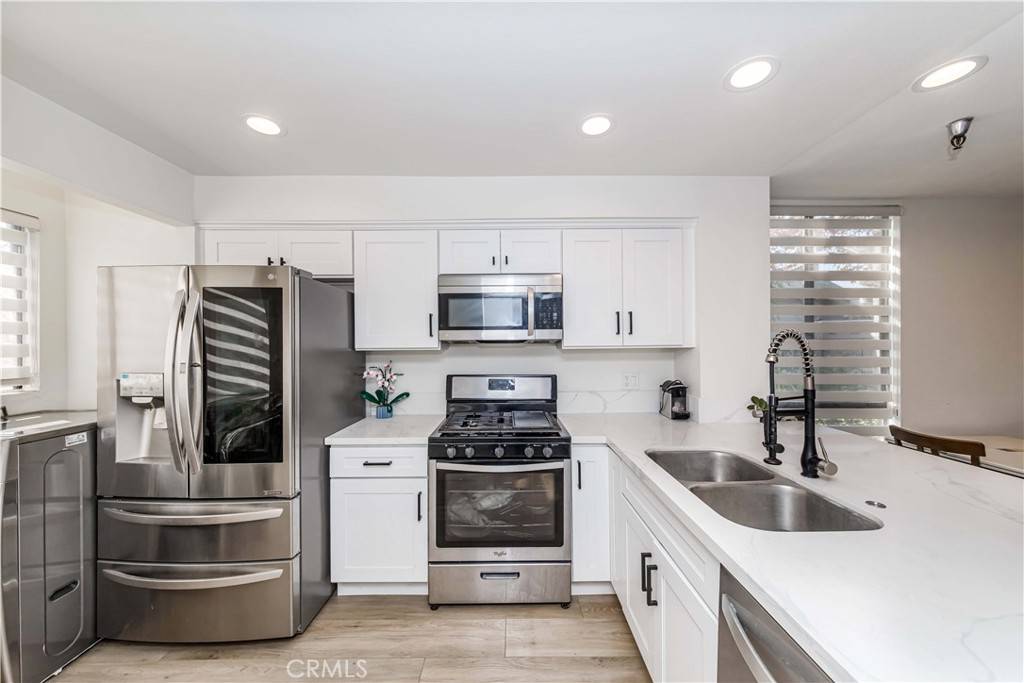 Cypress, CA 90630,5441 Twin Lakes DR