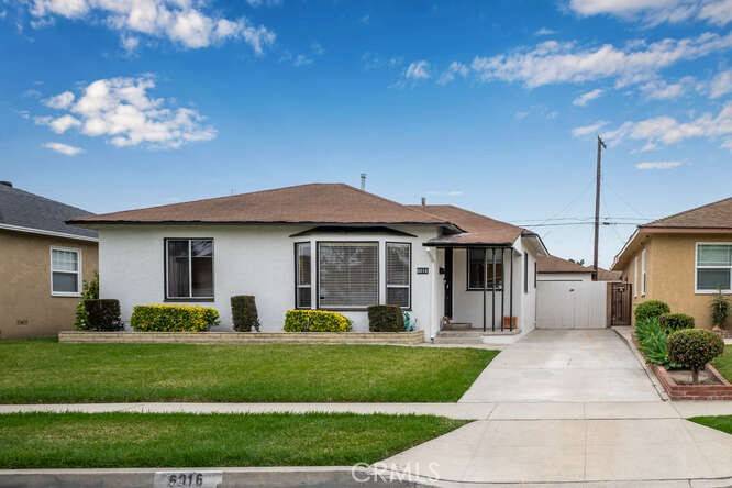 6016 Sugarwood ST, Lakewood, CA 90713