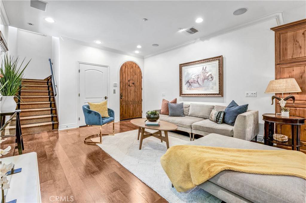 638 Sierra Madre Blvd #D, Sierra Madre, CA 91024