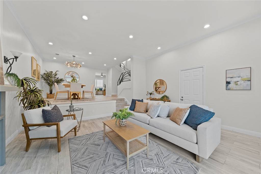 Long Beach, CA 90815,1070 Palo Verde AVE