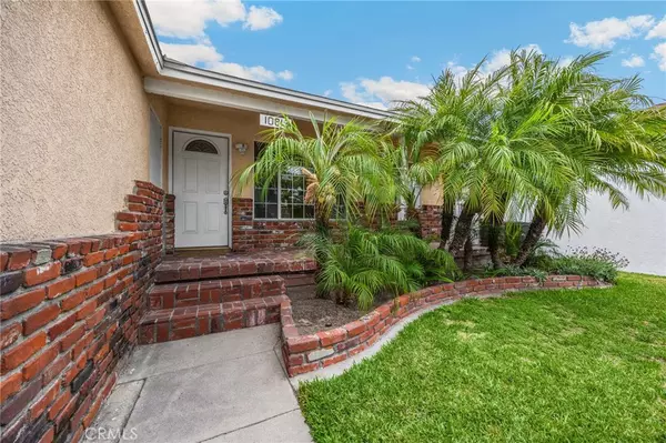 South Gate, CA 90280,10815 Amery AVE