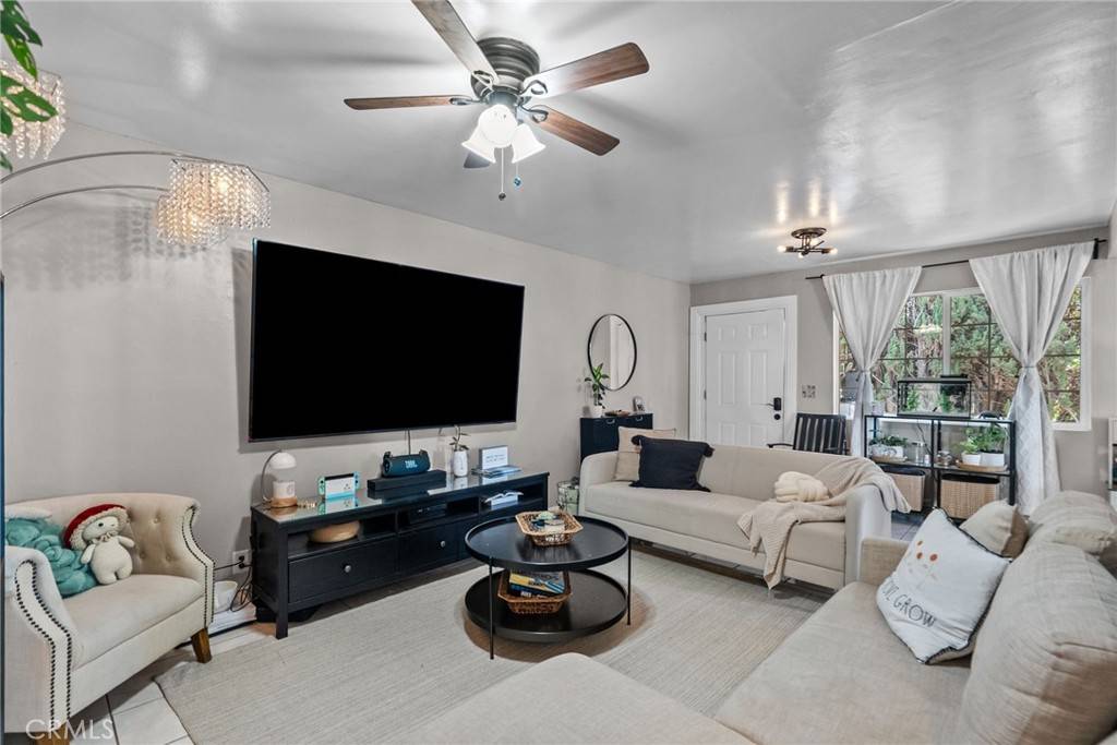South El Monte, CA 91733,1823 Fruitvale AVE