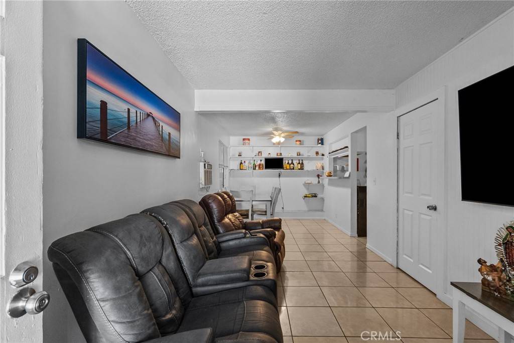 South El Monte, CA 91733,1823 Fruitvale AVE