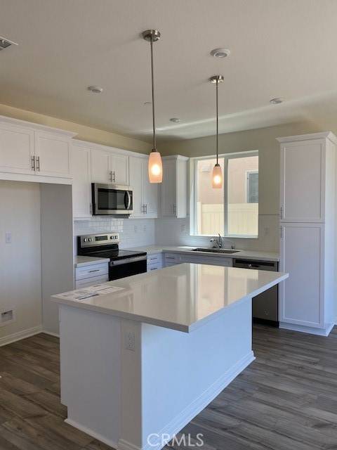 Lake Elsinore, CA 92530,934 Helena Ridge