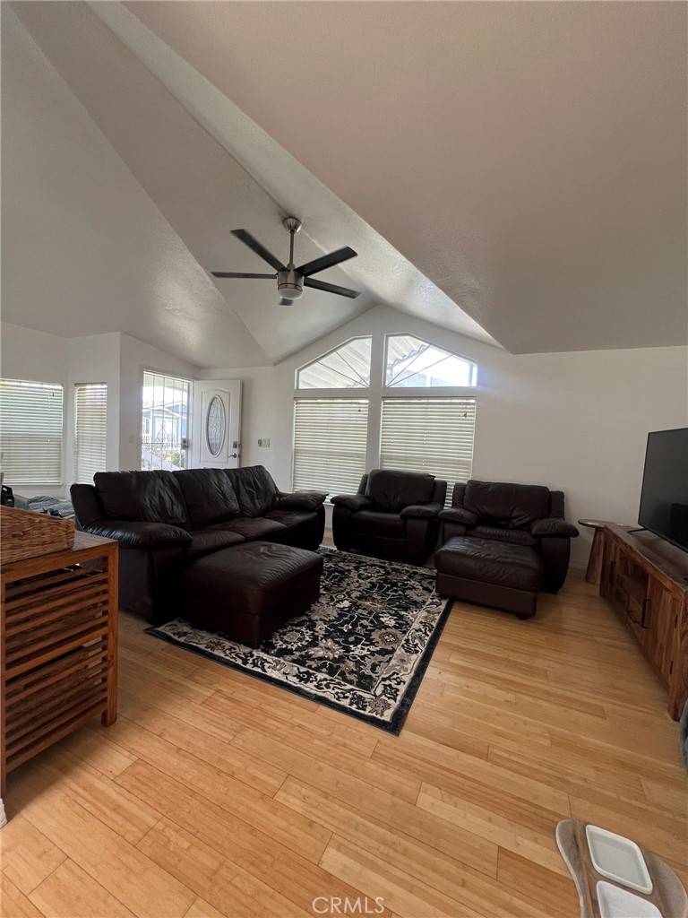 Anaheim, CA 92807,5815 E La Palma AVE #194