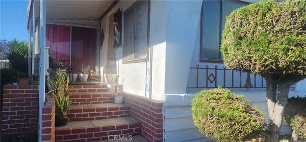 Long Beach, CA 90810,3595 Santa Fe #91