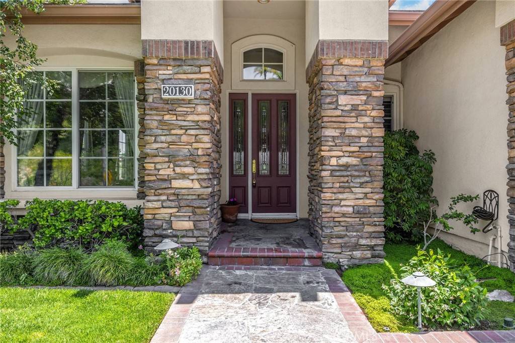 Yorba Linda, CA 92887,20130 Thagard WAY