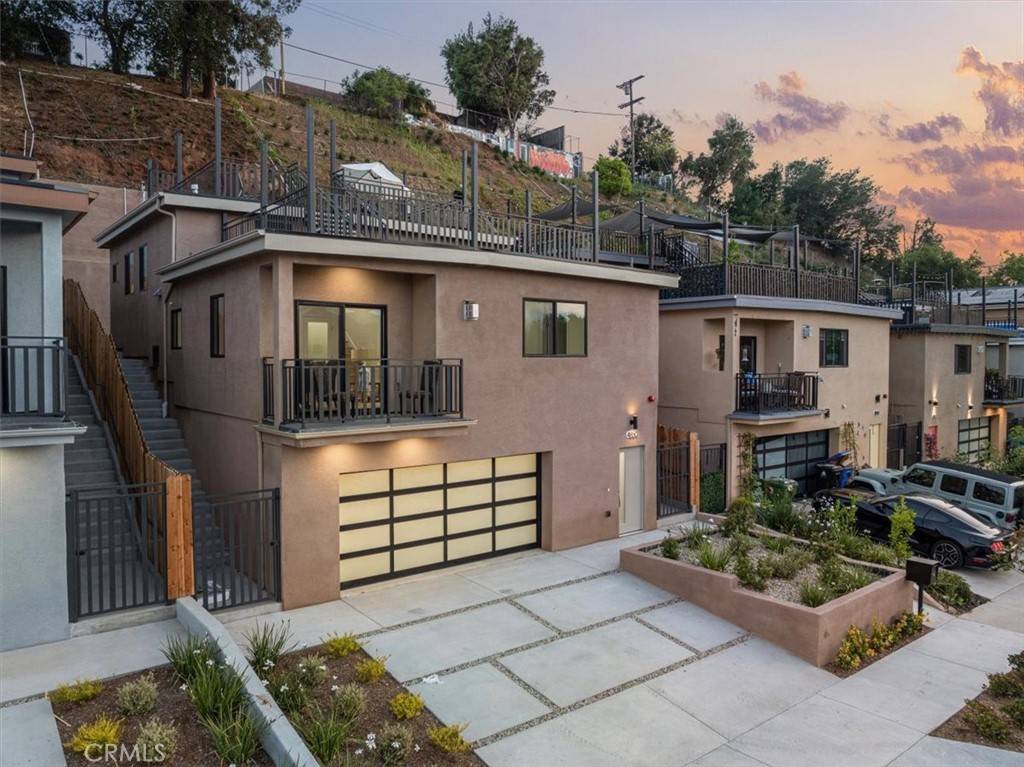 Los Angeles, CA 90042,4850 Buchanan