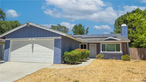 1025 Lightcap ST, Lancaster, CA 93535