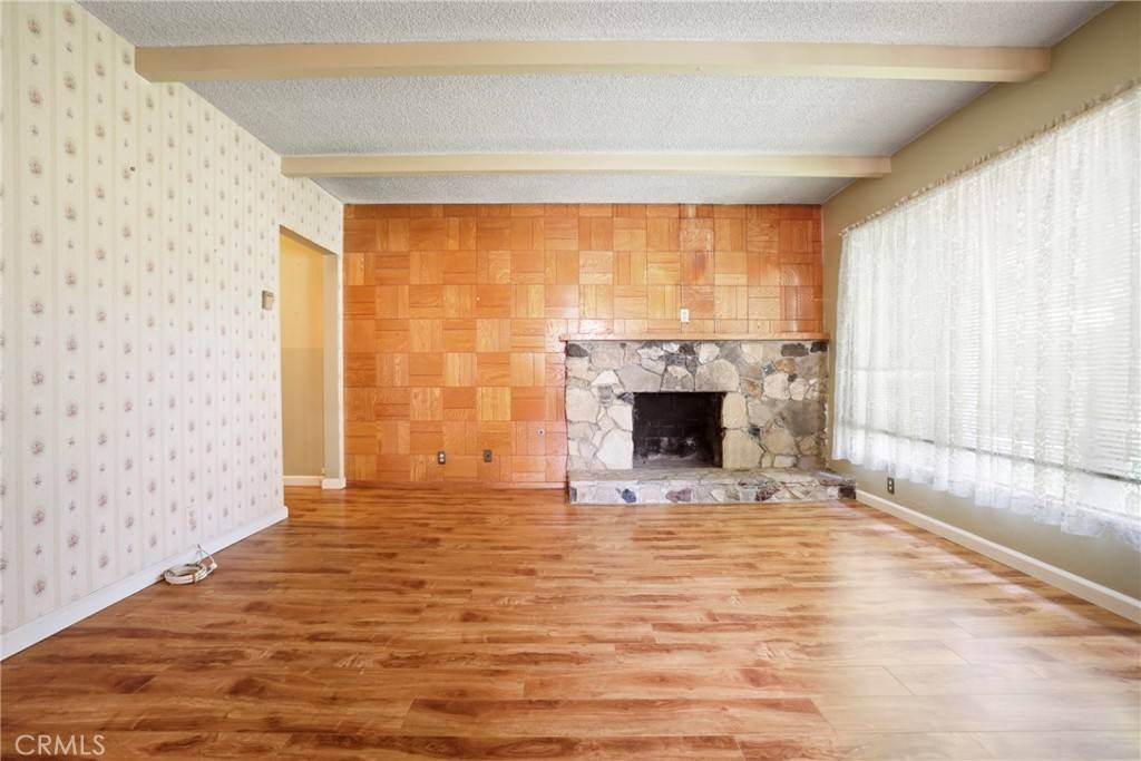 Downey, CA 90241,7935 Harper AVE
