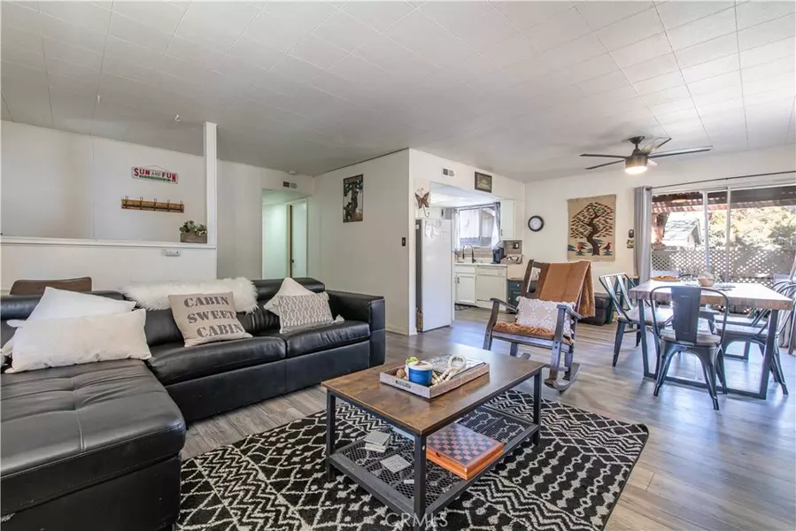 410 Oriole DR, Big Bear Lake, CA 92315