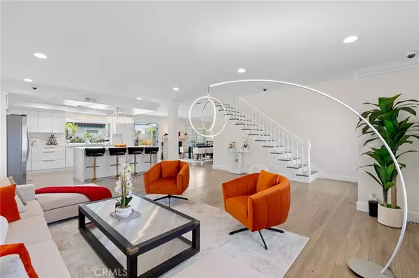 2160 S Hammatt, Anaheim, CA 92802