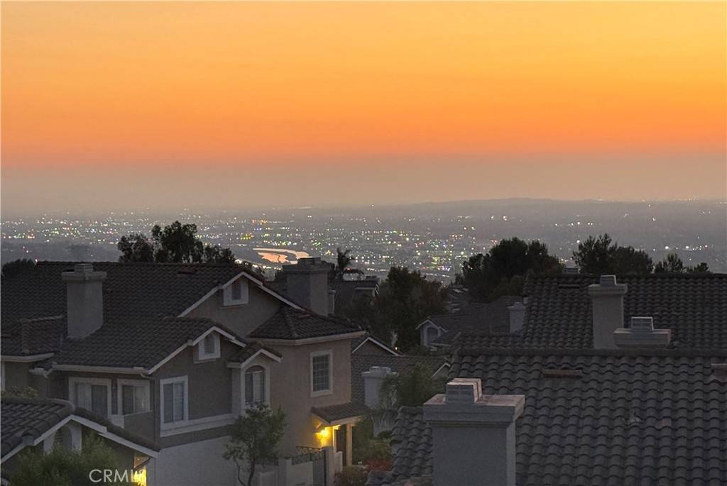 Anaheim Hills, CA 92808,1005 S Rising Sun CT