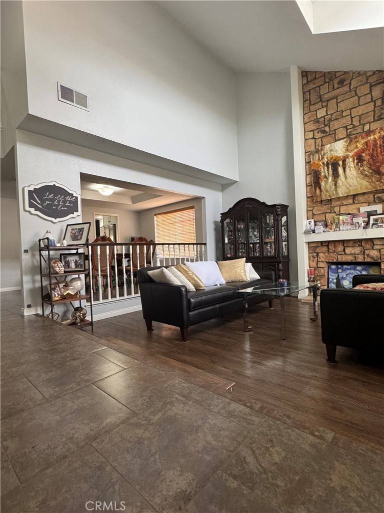 Anaheim Hills, CA 92807,6418 E Lookout LN