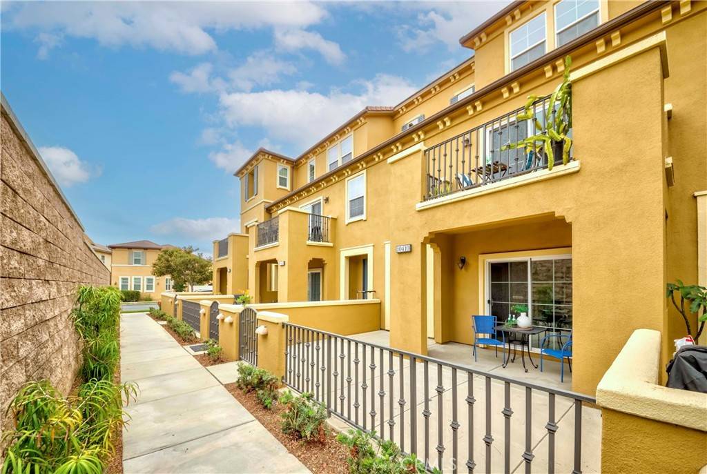 Santa Fe Springs, CA 90670,10410 Orchid WAY
