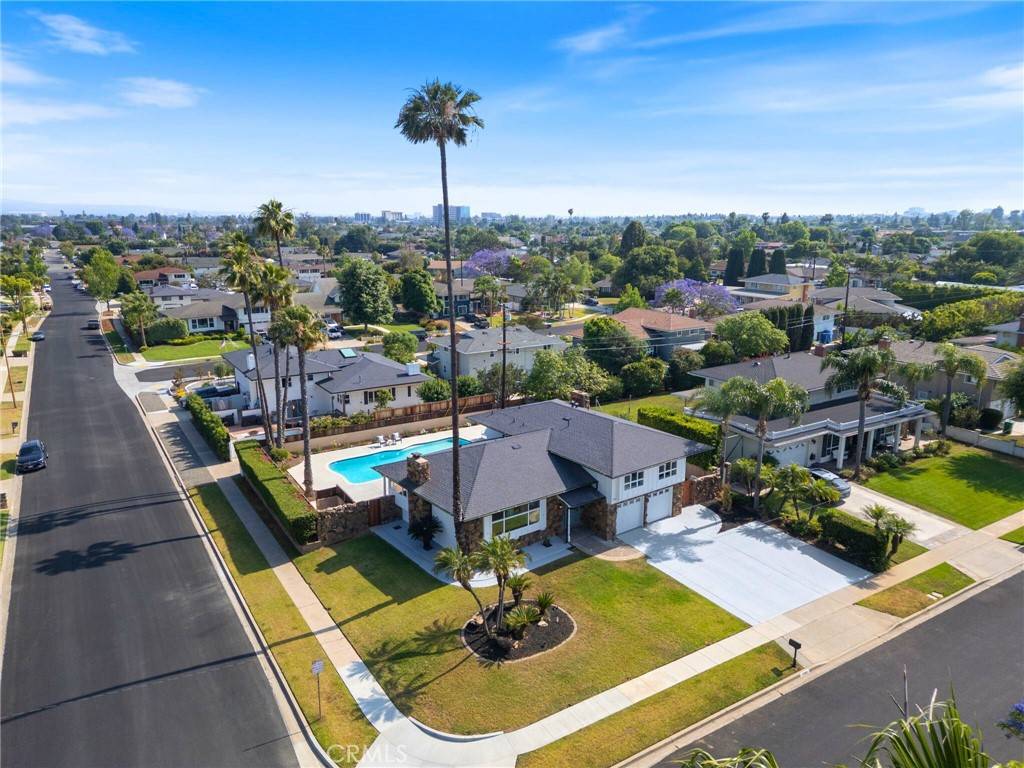 17592 Rainier DR, North Tustin, CA 92705