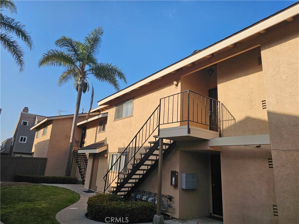 Huntington Beach, CA 92648,219 Oswego AVE #C